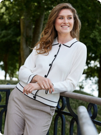 Chanelinspirerad tr�ja, offwhite/marin