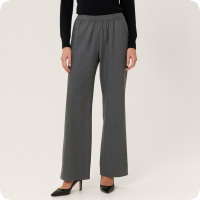 Vinter-rea! Sk�n byxa med lite vidd i benet f�r bara 499 kr (ord.pris 799kr). Vi �r m�nga som gillar det nya byxmodet med lite vidd i benet och h�r har vi funnit en modell vi verkligen kommer att trivas i!