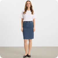 Succ� f�r den snygga denim-kjolen designad av LauRie